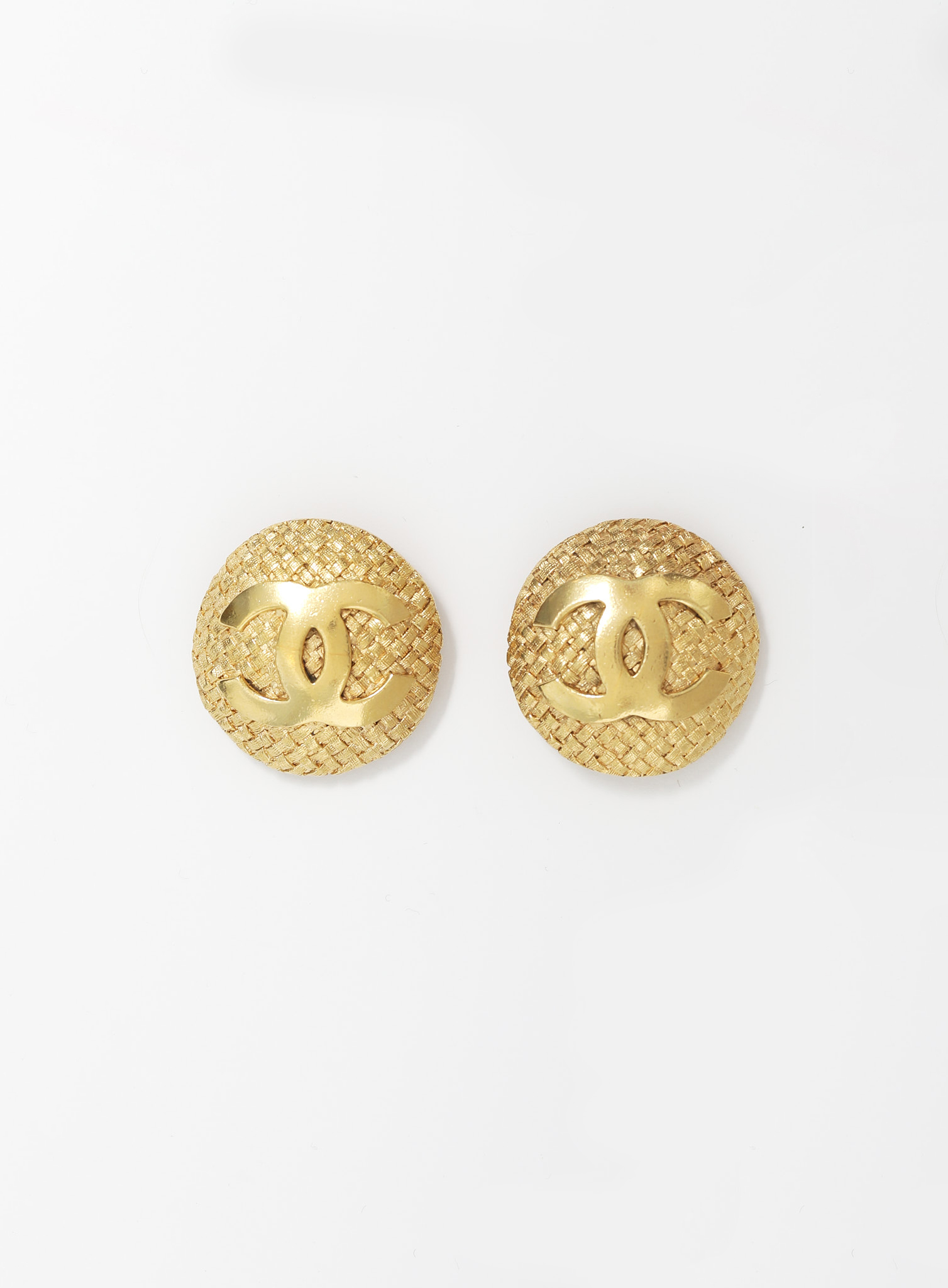 アクセサリー chanel vintage earring Vintage CHANEL Golden Turn Lock CC and Dangle Pearl Earrings
