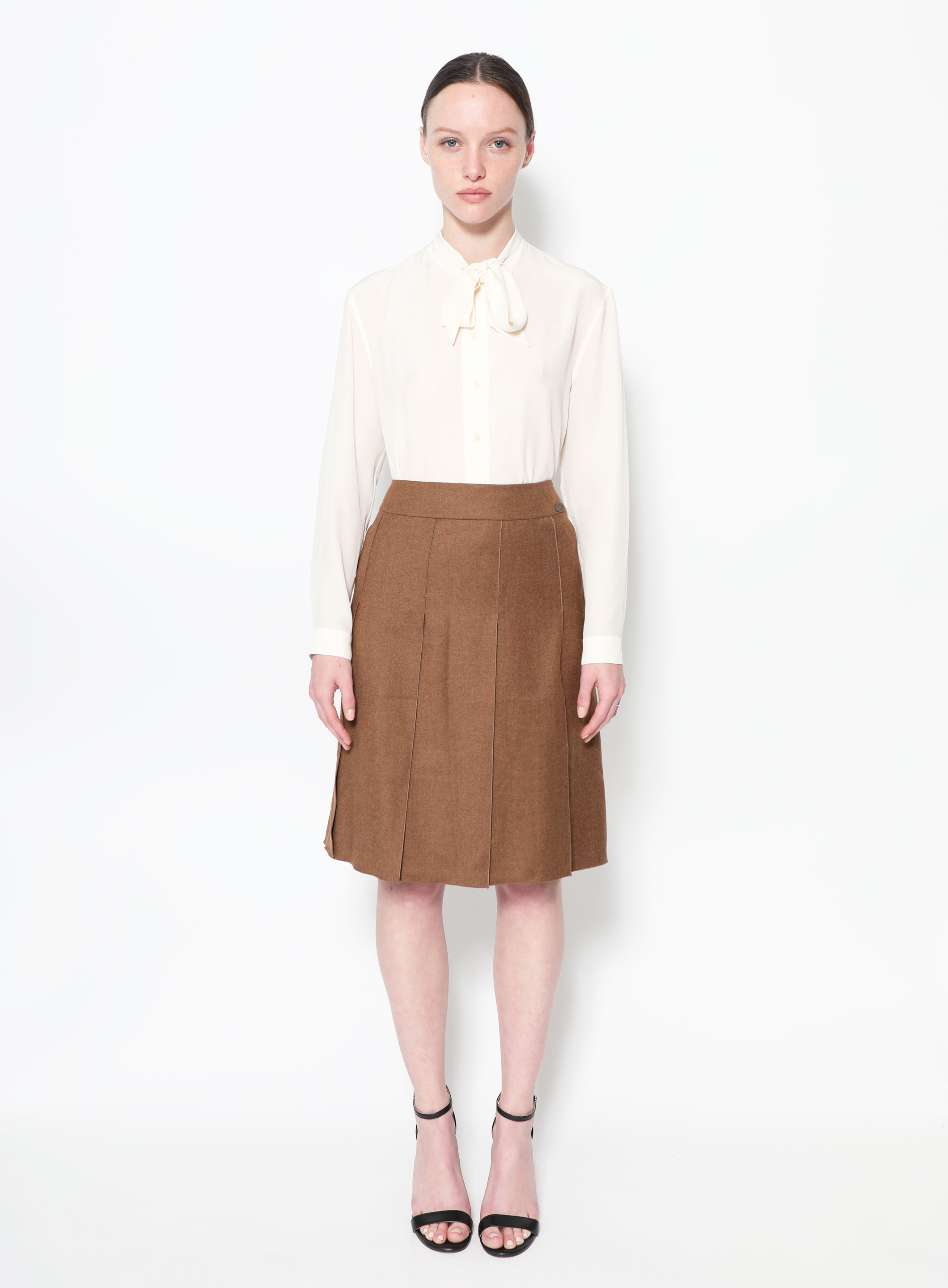 Vintage Pleated Wool Skirt | Authentic & Vintage | ReSee