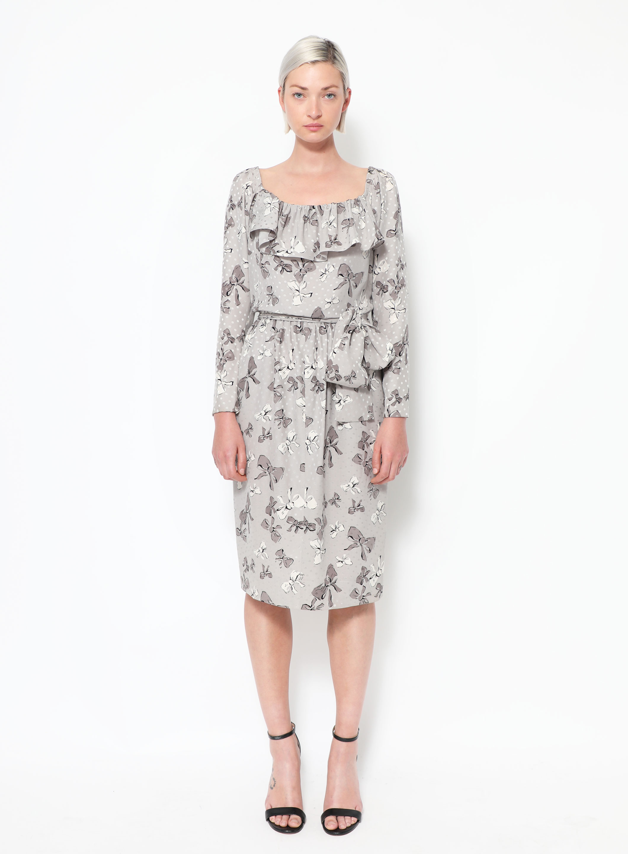 Collector S/S 1987 Silk Bow Dress | Authentic & Vintage | ReSee Collector S/S 1987 Silk Bow Dress | Authentic & Vintage | ReSee