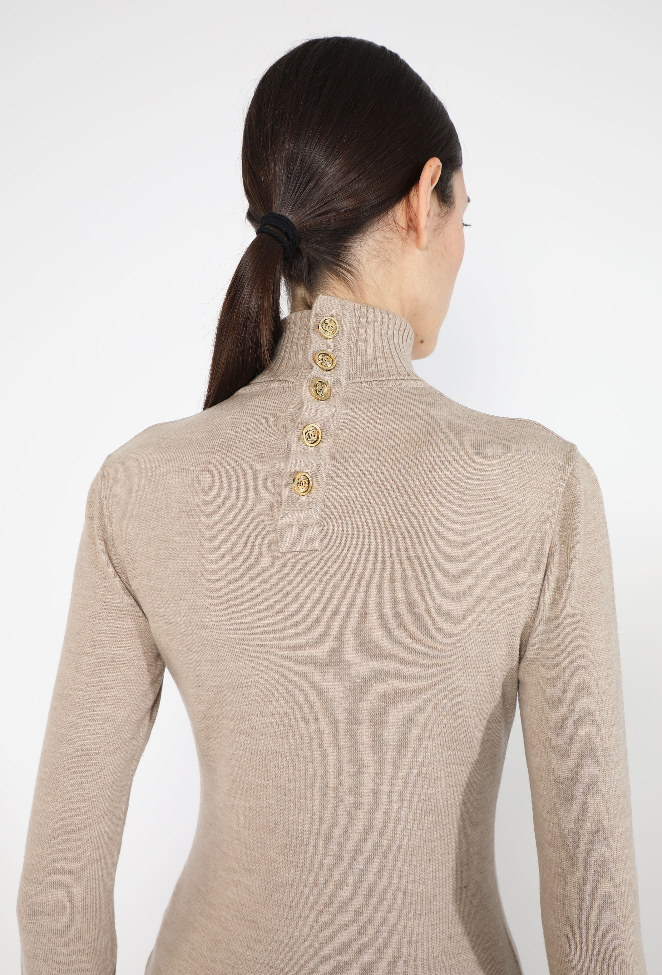 CC' Turtleneck Sweater | Authentic & Vintage | ReSee