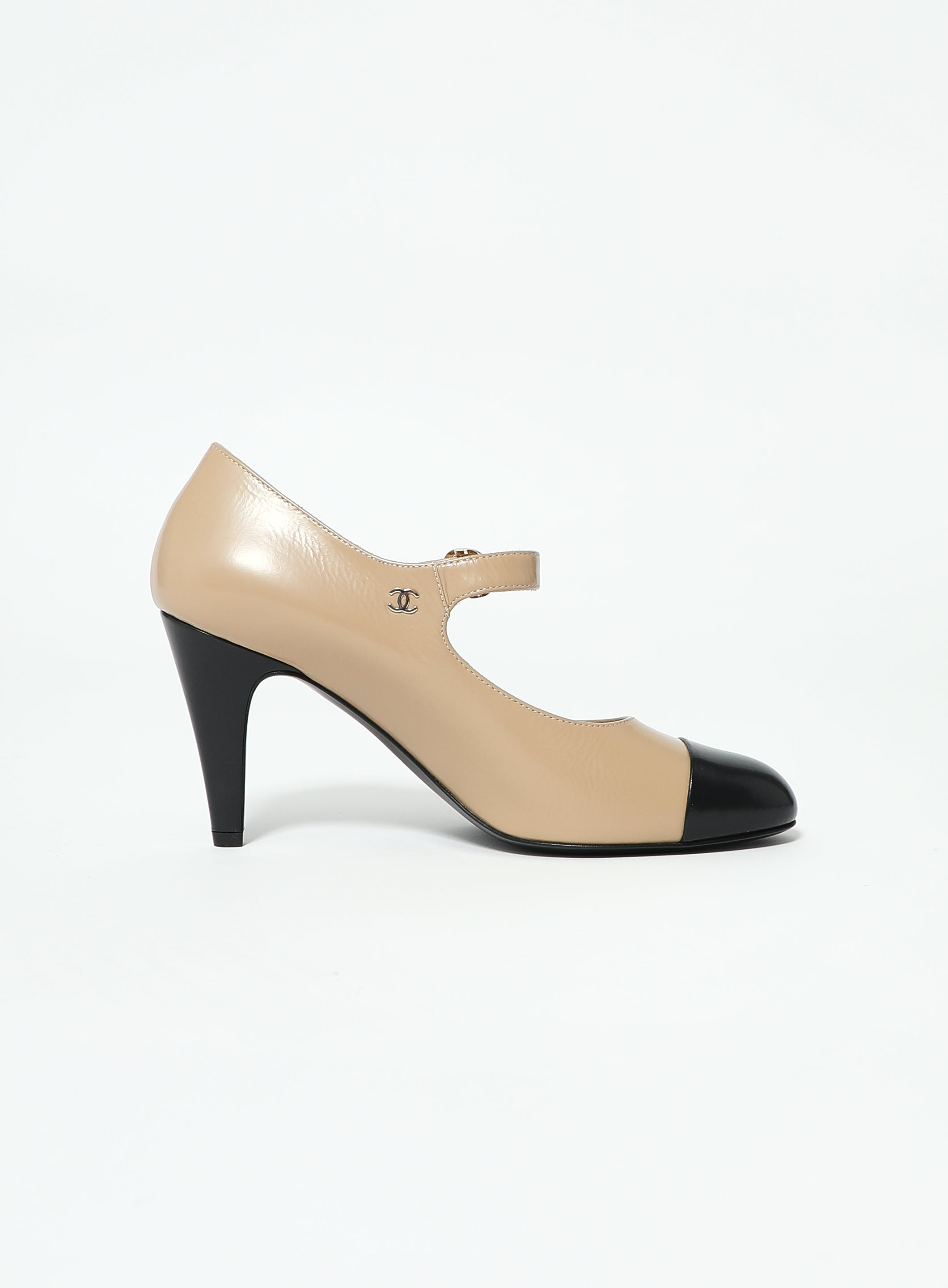 Leather Mary Jane Pumps | Authentic & Vintage | ReSEE