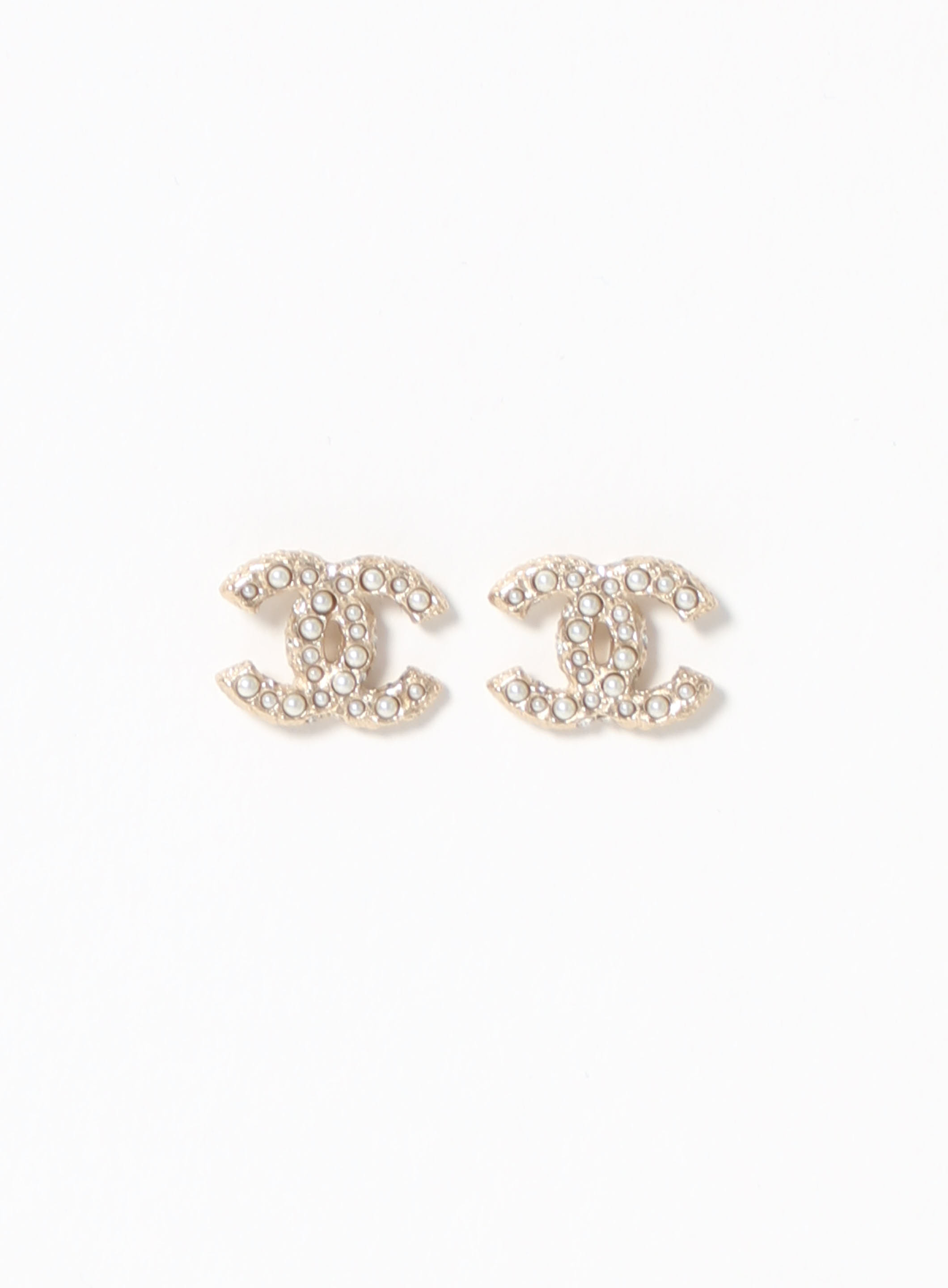 CHANEL 2023 Cruise Party Style Elegant Style Earrings in 2023  Chanel  costume jewelry, Women accessories jewelry, Earrings collection