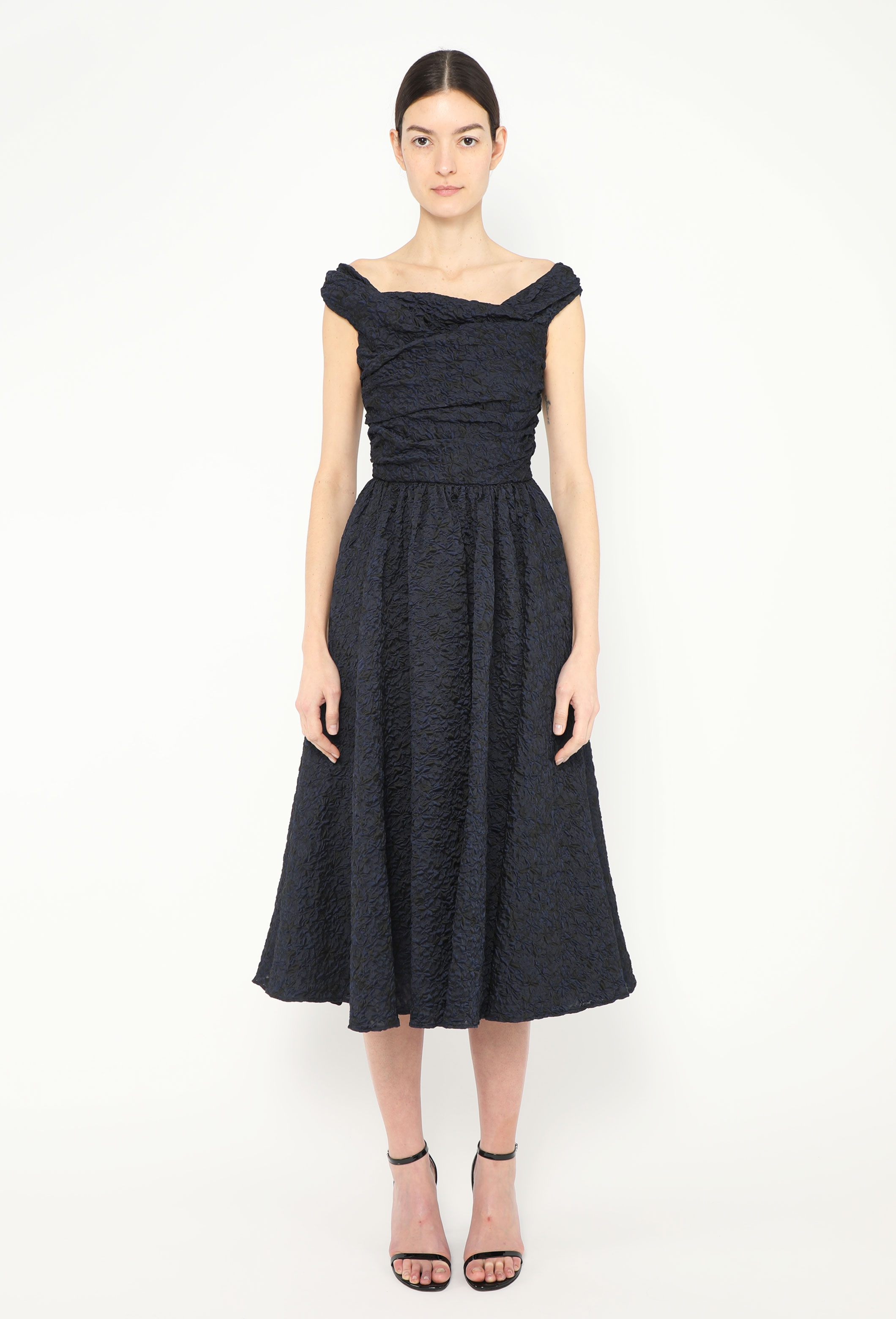Christian DIOR クリスチャンディオール 羊毛　ワンピース８Ａ 2cf6b46b61c8f5ff0985e4078124.jpg