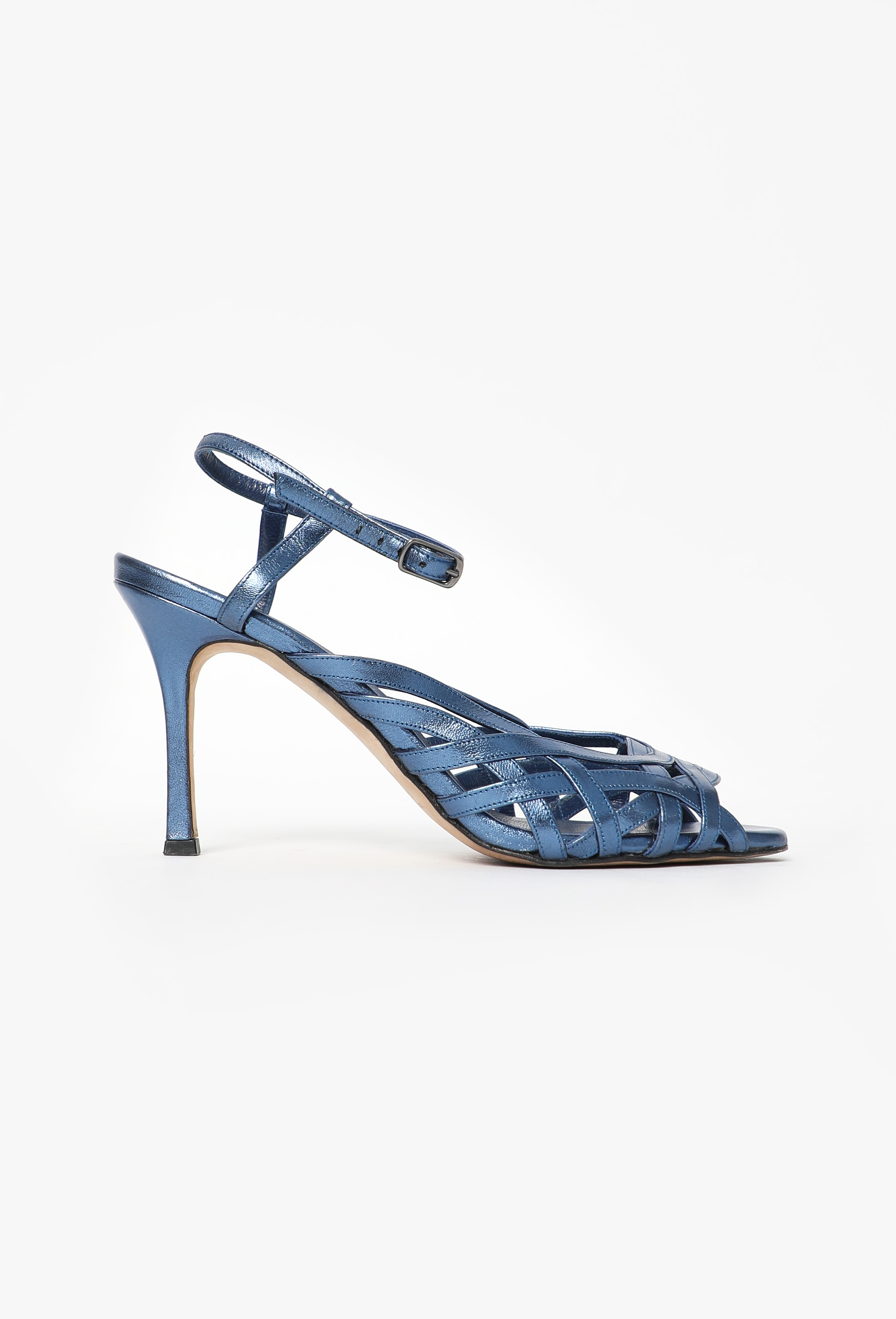 新品　MANOLOBLAHNIK ミュール　35 1/2 楽天市場】【マノロブラニク】Manolo Blahnik VERDAFLAT サテン