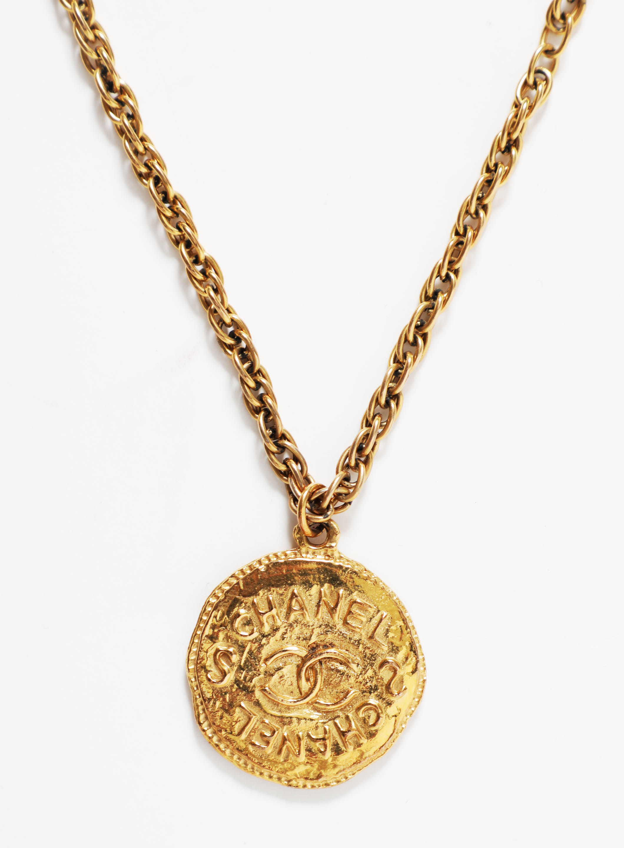 RARE 'CC' Medaillon Necklace, Authentic & Vintage