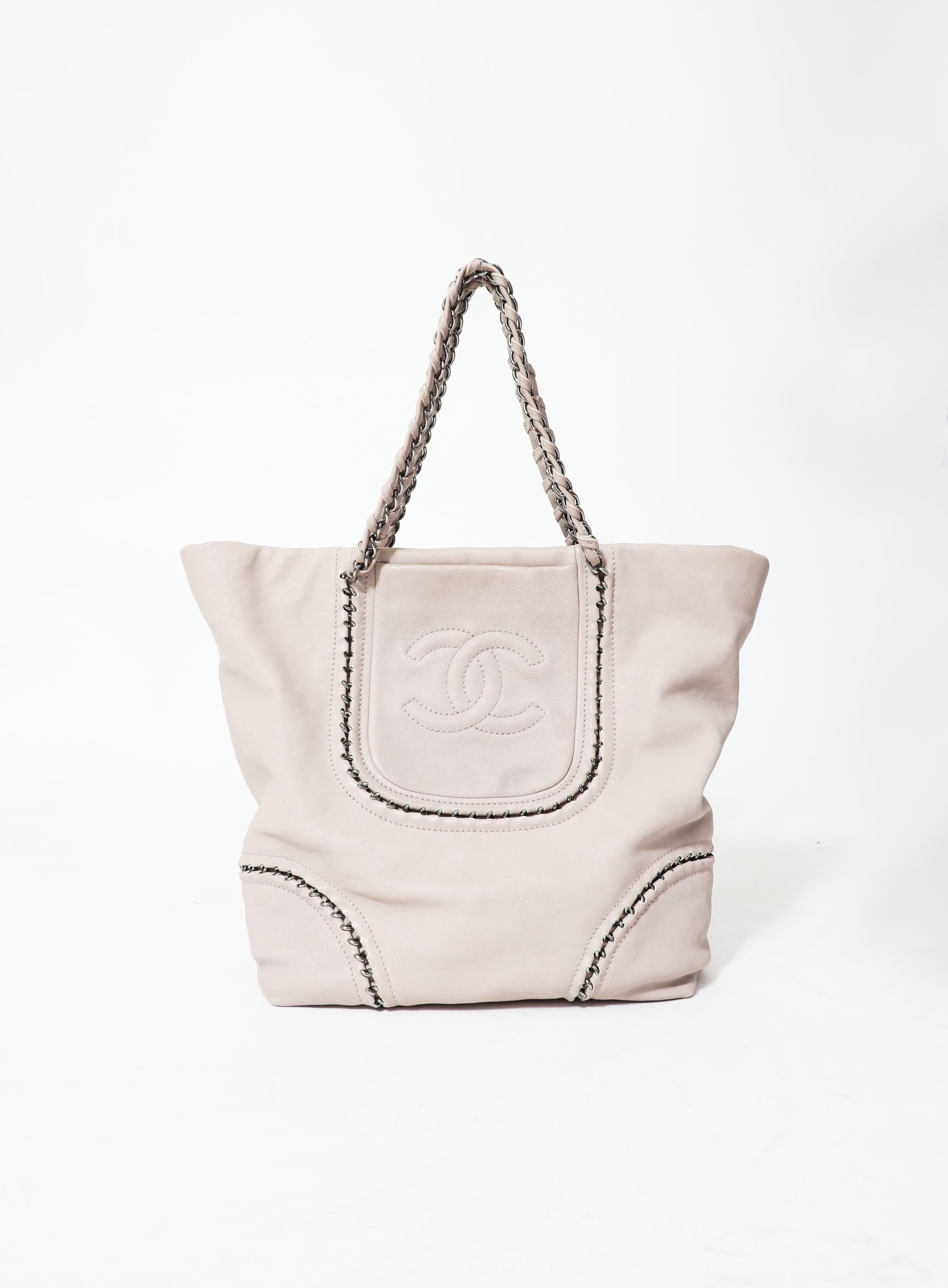 Modern Chain 'CC' Tote, Authentic & Vintage