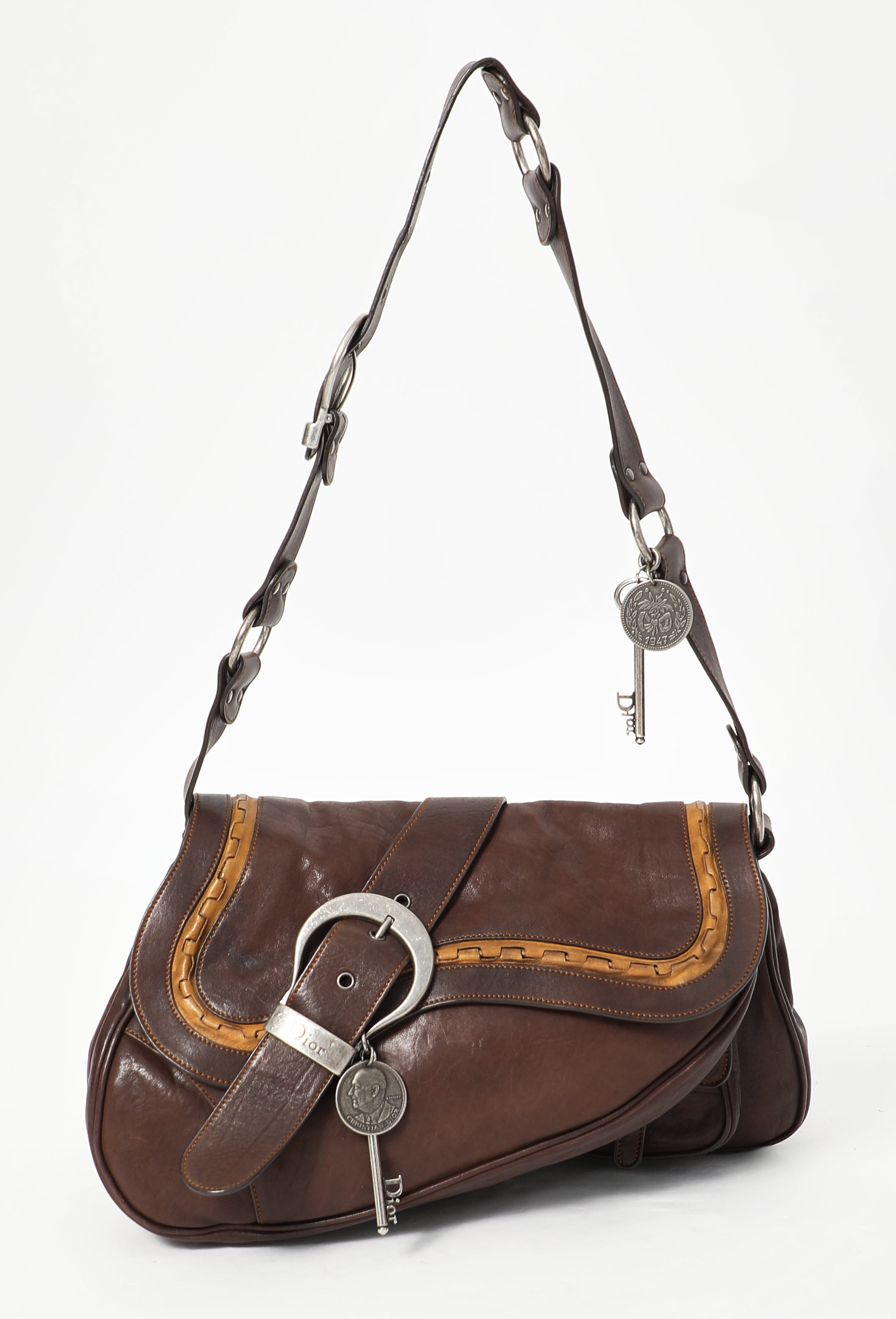 siopaella christian dior gaucho saddle bag