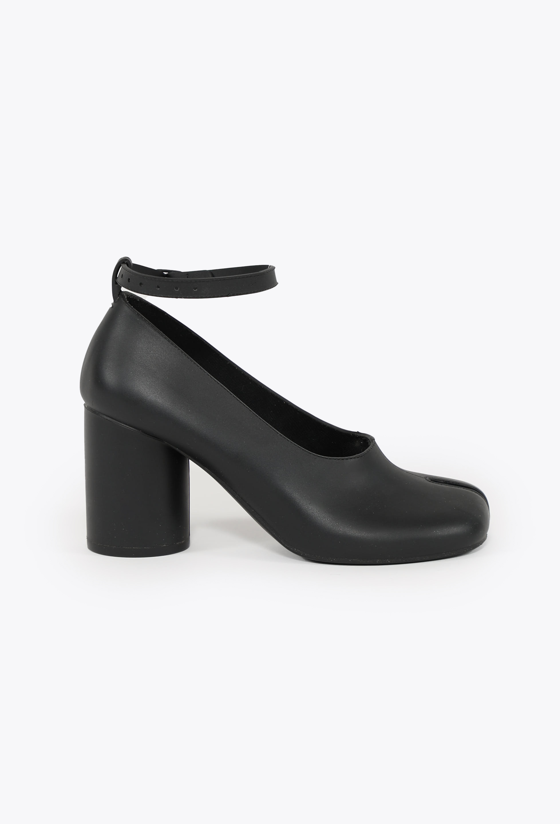 2022 Mary Jane Rubber Tabis - Maison Margiela | ReSee
