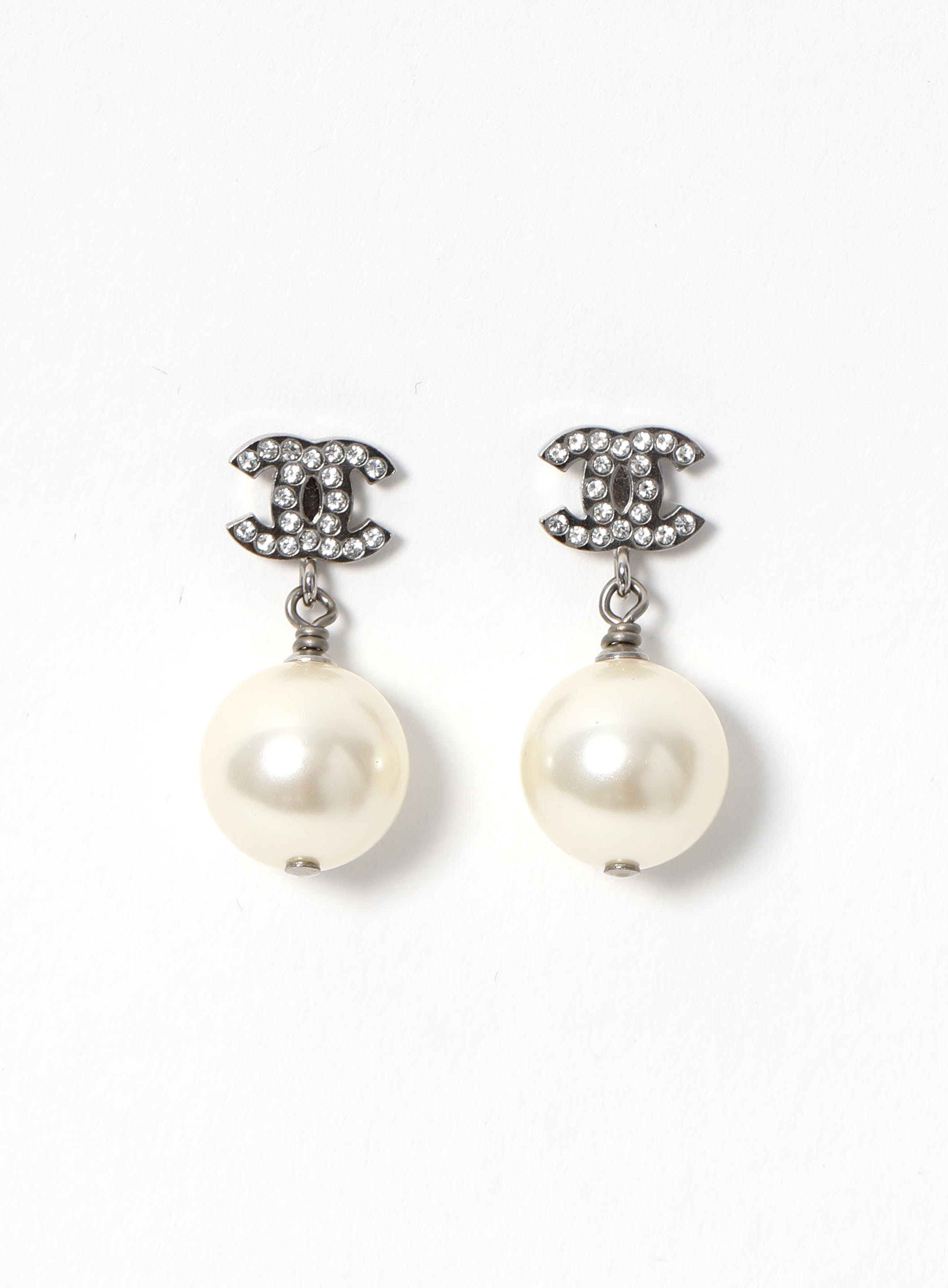 2023 'CC' Pearl Drop Earrings, Authentic & Vintage
