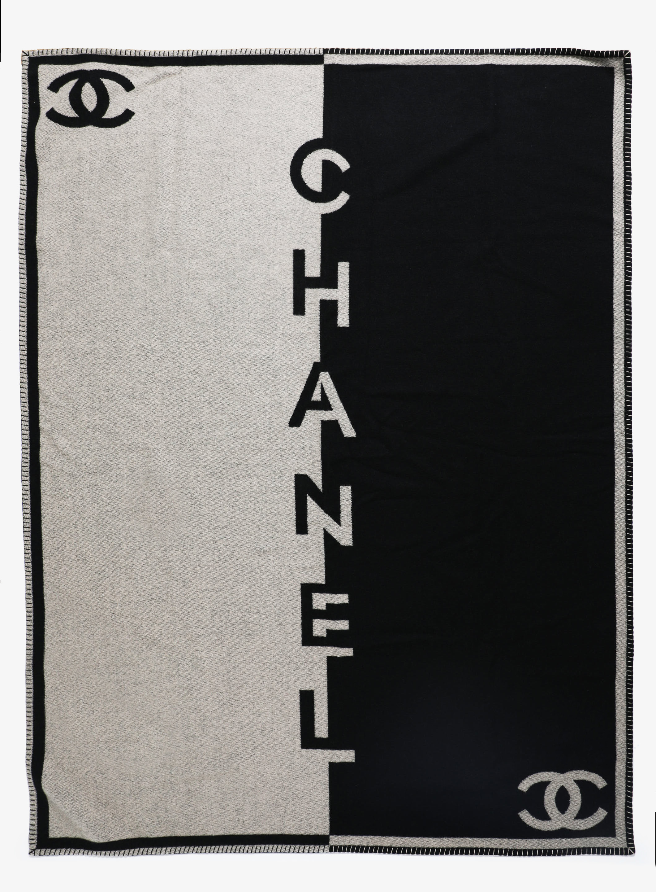 NEW 2022 CHANEL REVERSIBLE BLACK BEIGE CASHMERE WOOL BLANKET