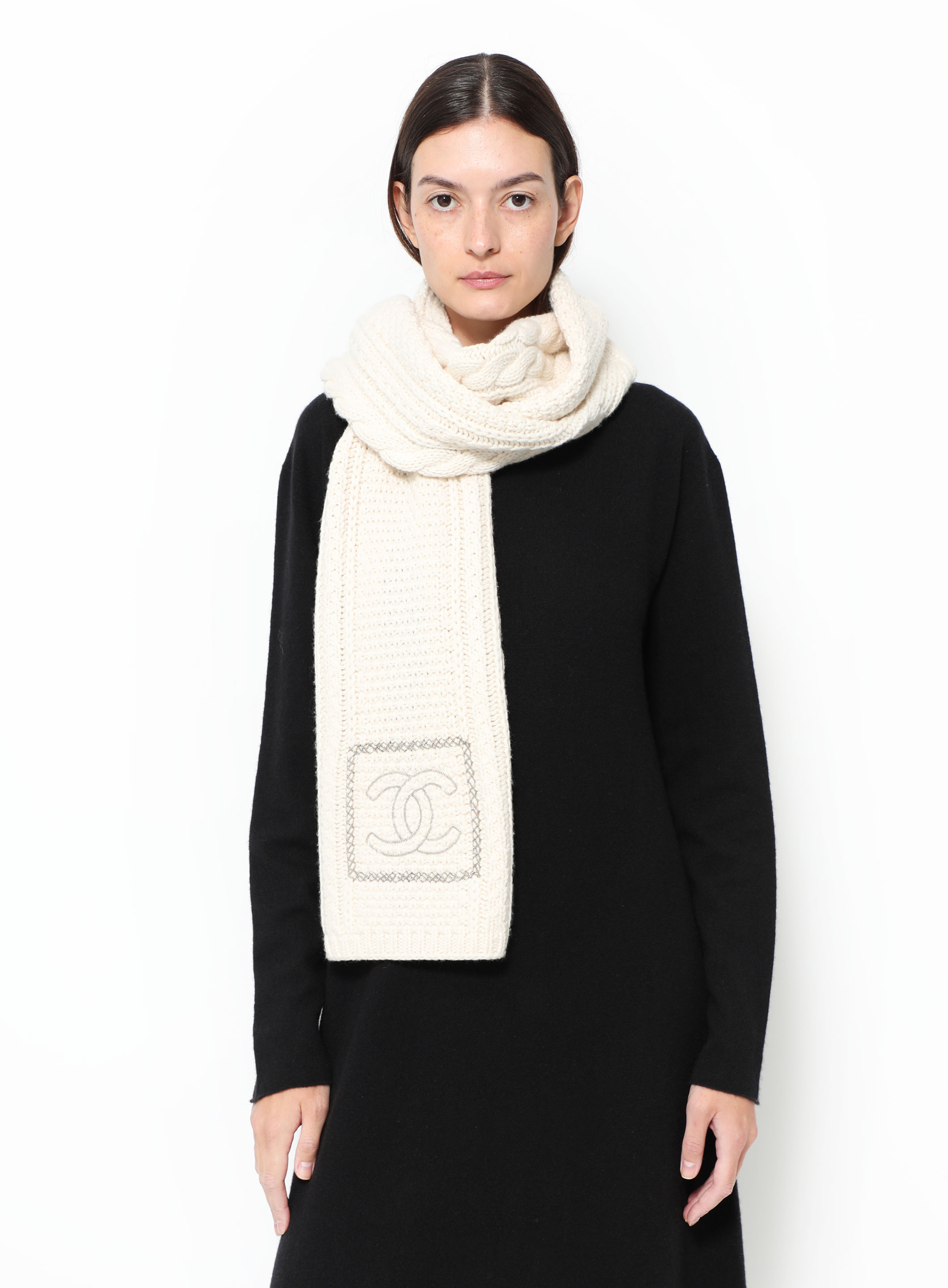 Cashmere scarf Chanel Black in Cashmere - 31735804